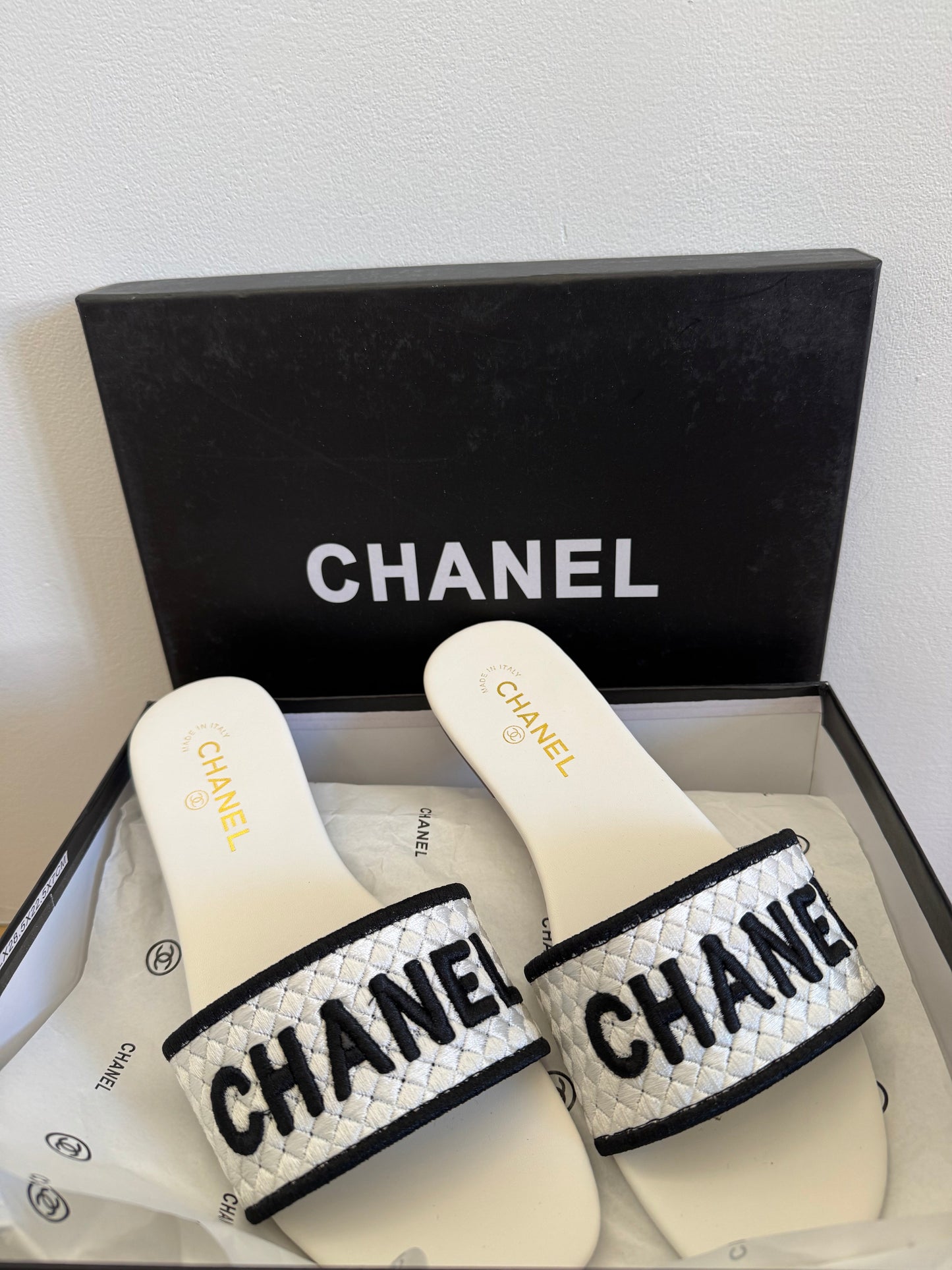 Ciabby chany white