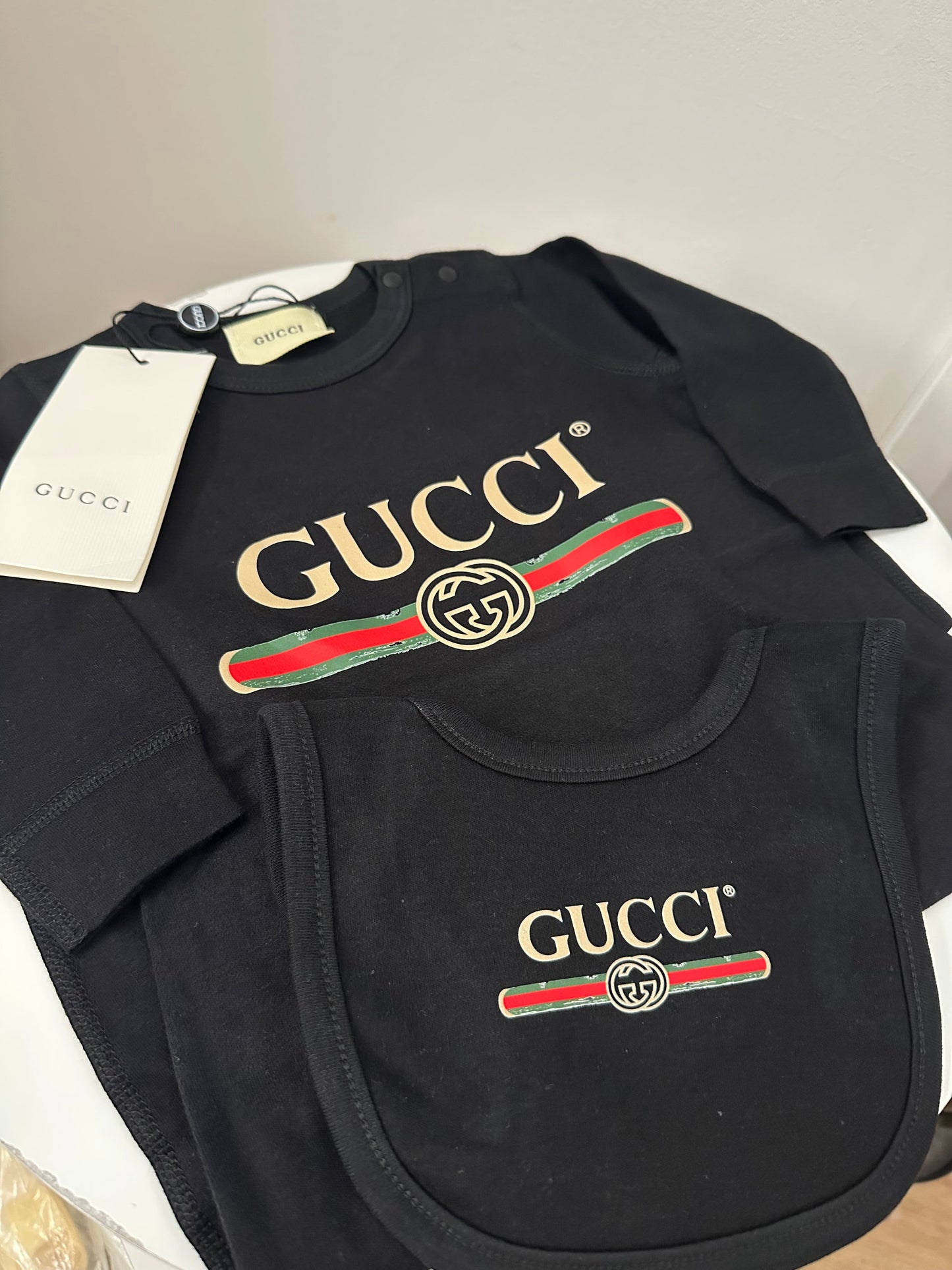Set gg black