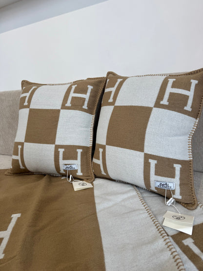Coppia cuscini beige 40x44