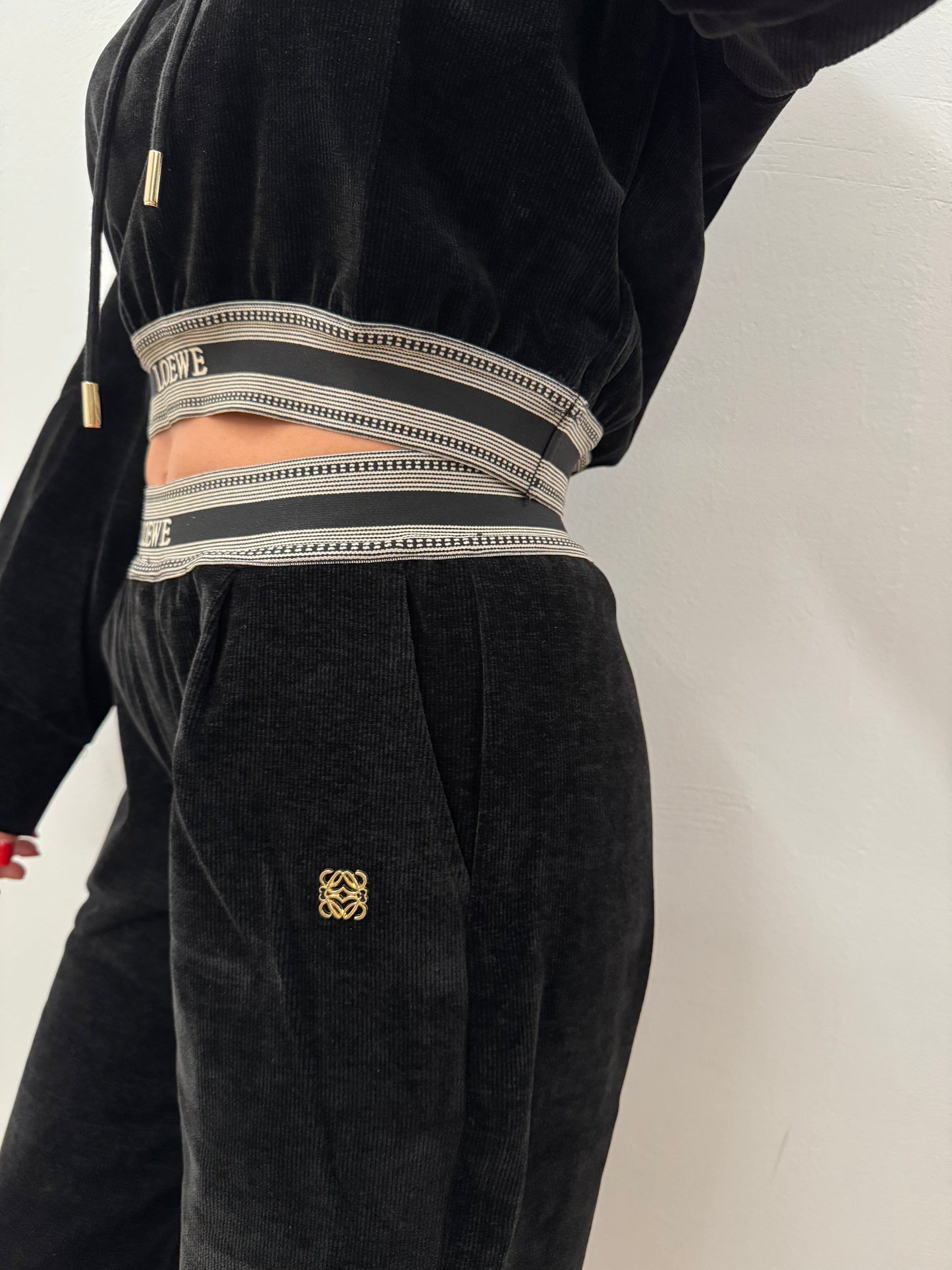 Tuta loewy black