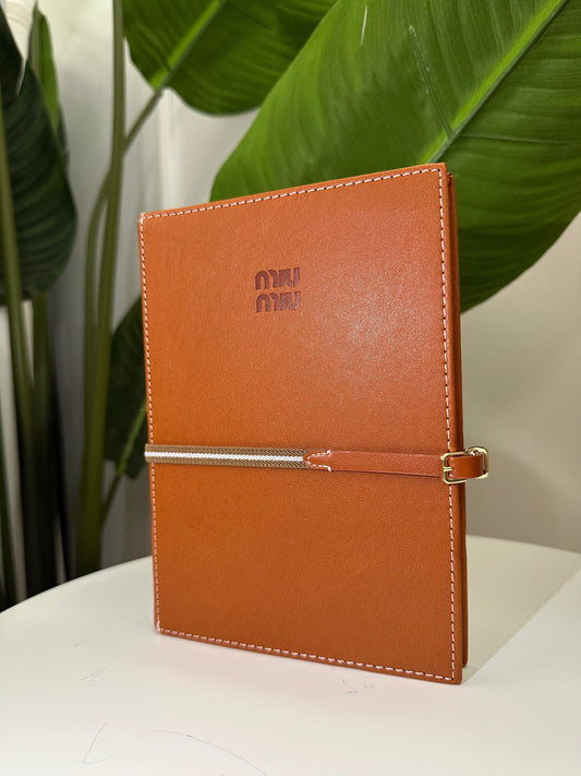 Agenda miu cuoio