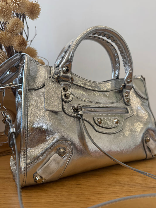 Borsa vale grande