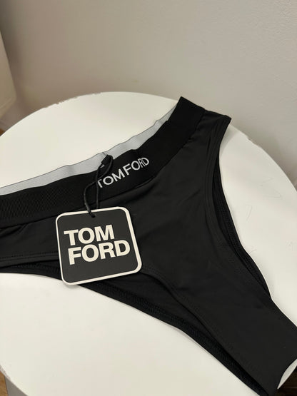 Set tom nero