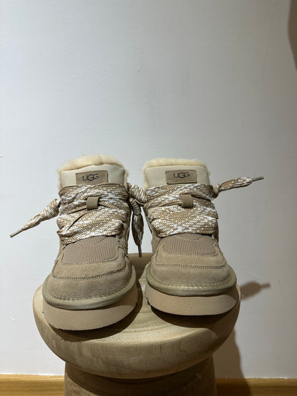Sneakers ug