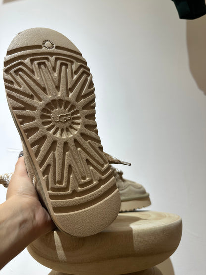 Sneakers ug