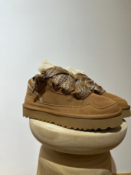Sneakers ug brown