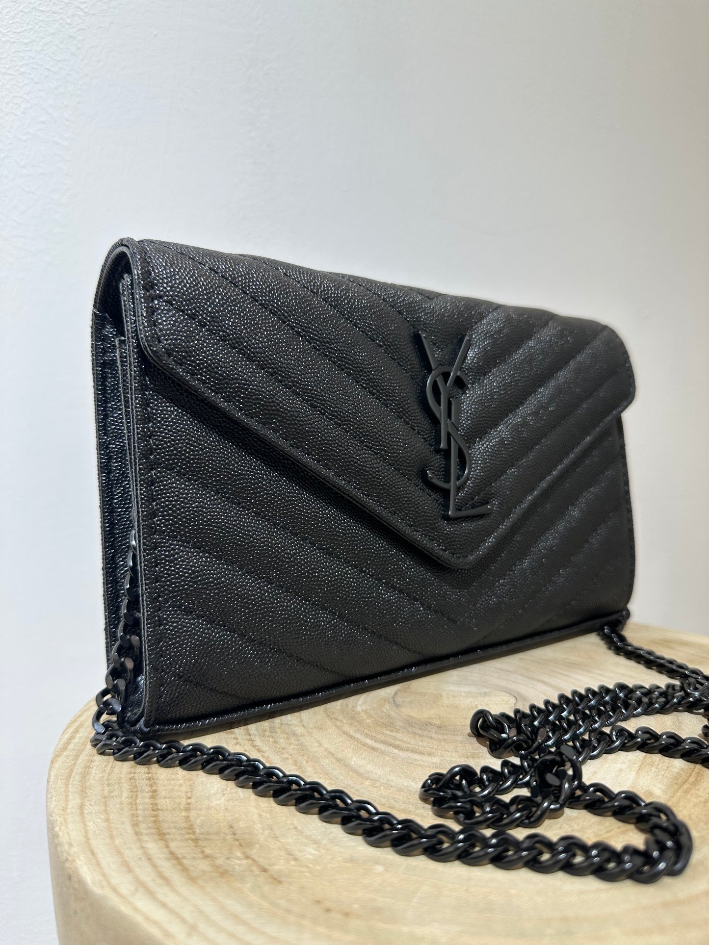 Pochette saint black